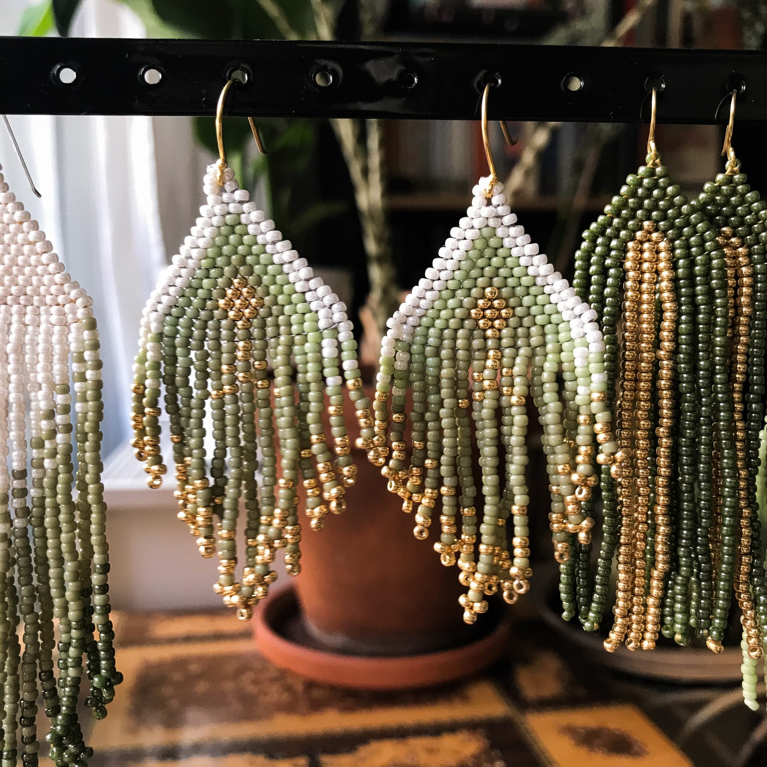 Oorbellen Tenjin | Handbeaded | BY AIS image 2