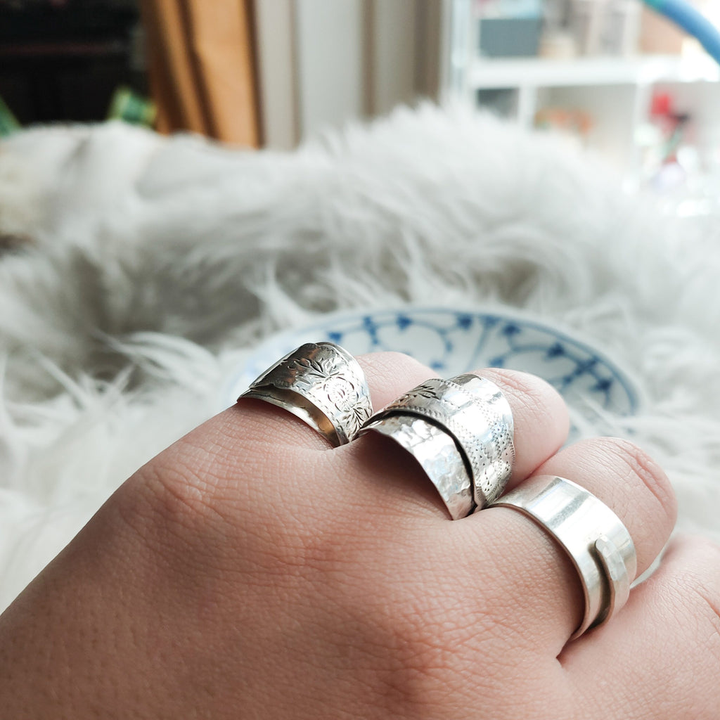 Lepel ring crossed | Sterling zilver | BY AIS image 9