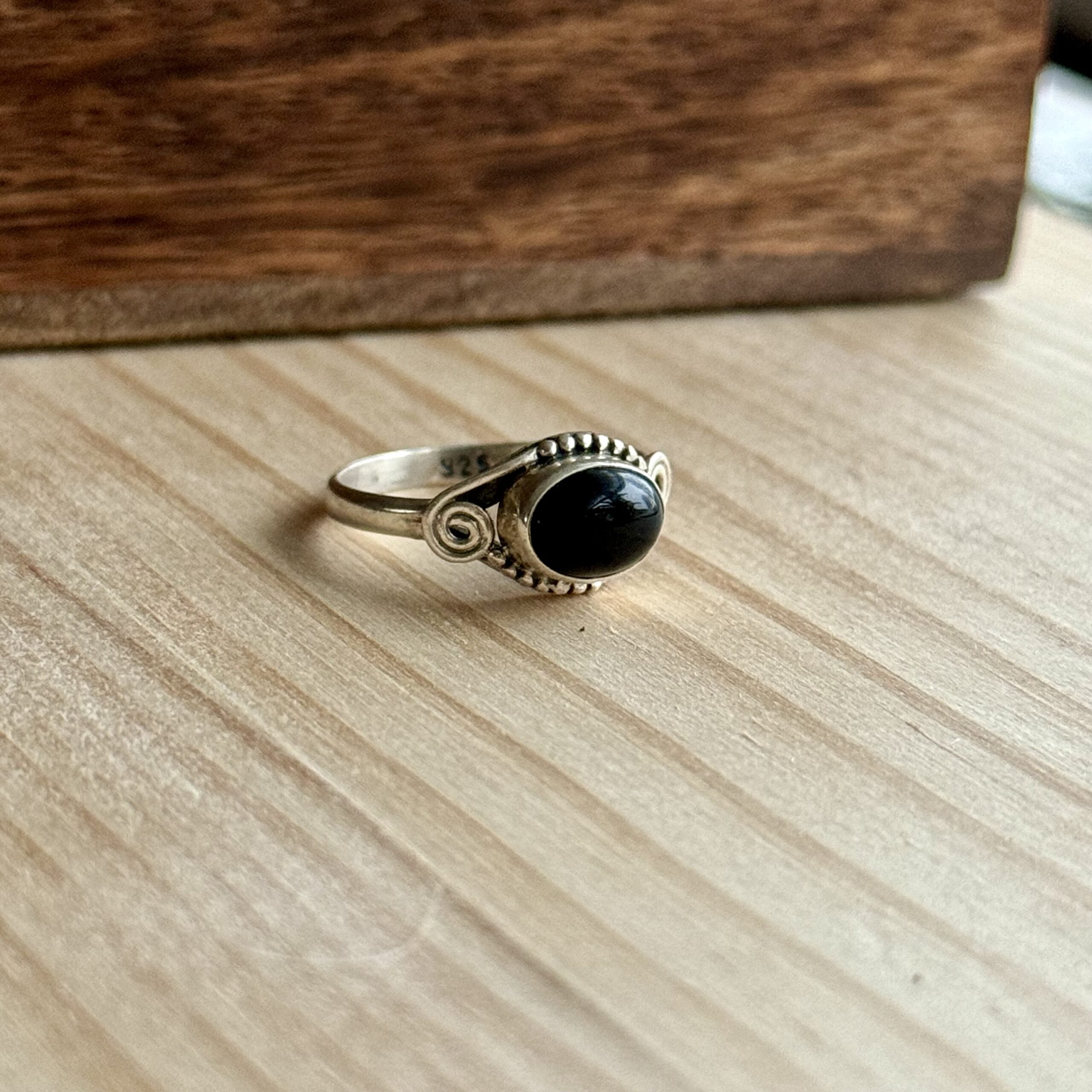 Ring | Sterling zilver & onyx | maat 16,5 image 1