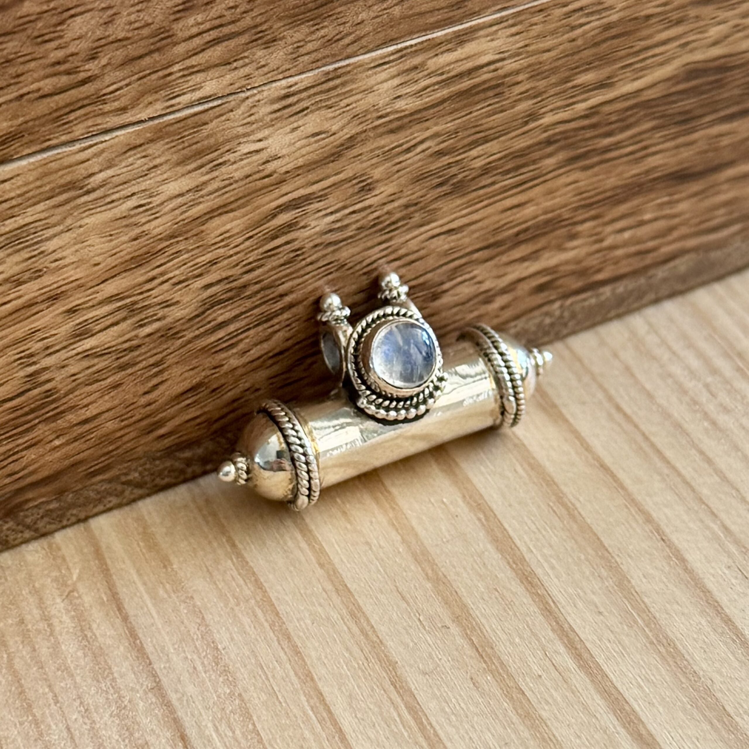 Prayer box | Sterling zilver & maansteen image 1