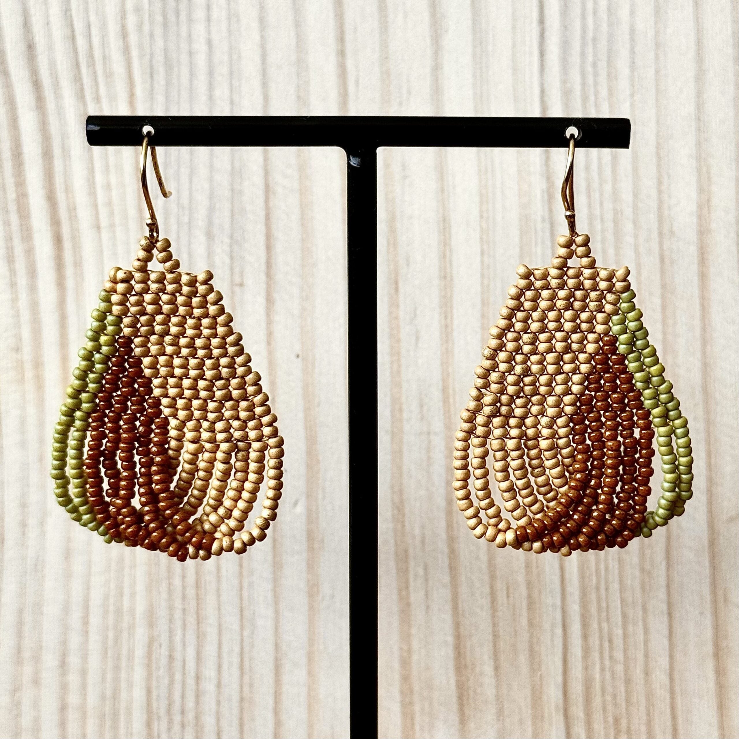 Oorbellen Yoda | Handbeaded | BY AIS image 1