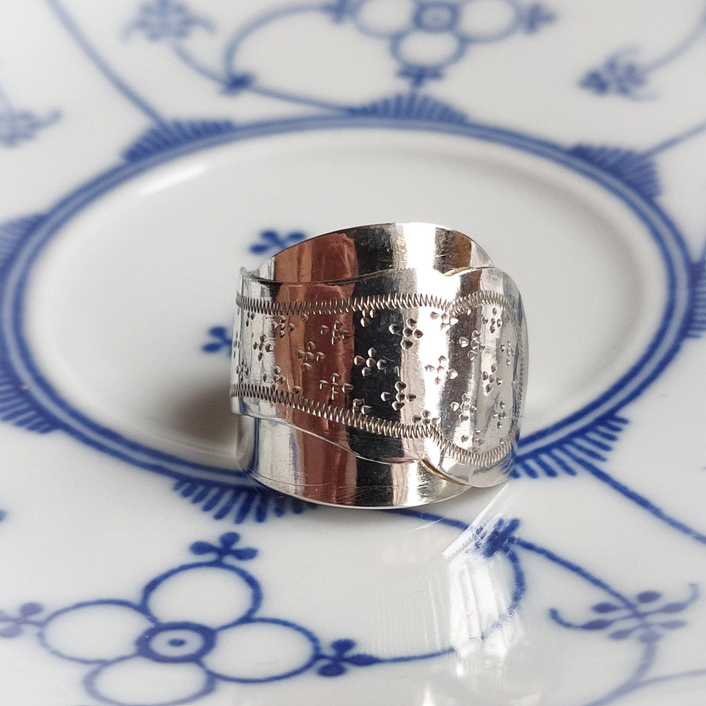 Lepel ring crossed | Sterling zilver | BY AIS image 0