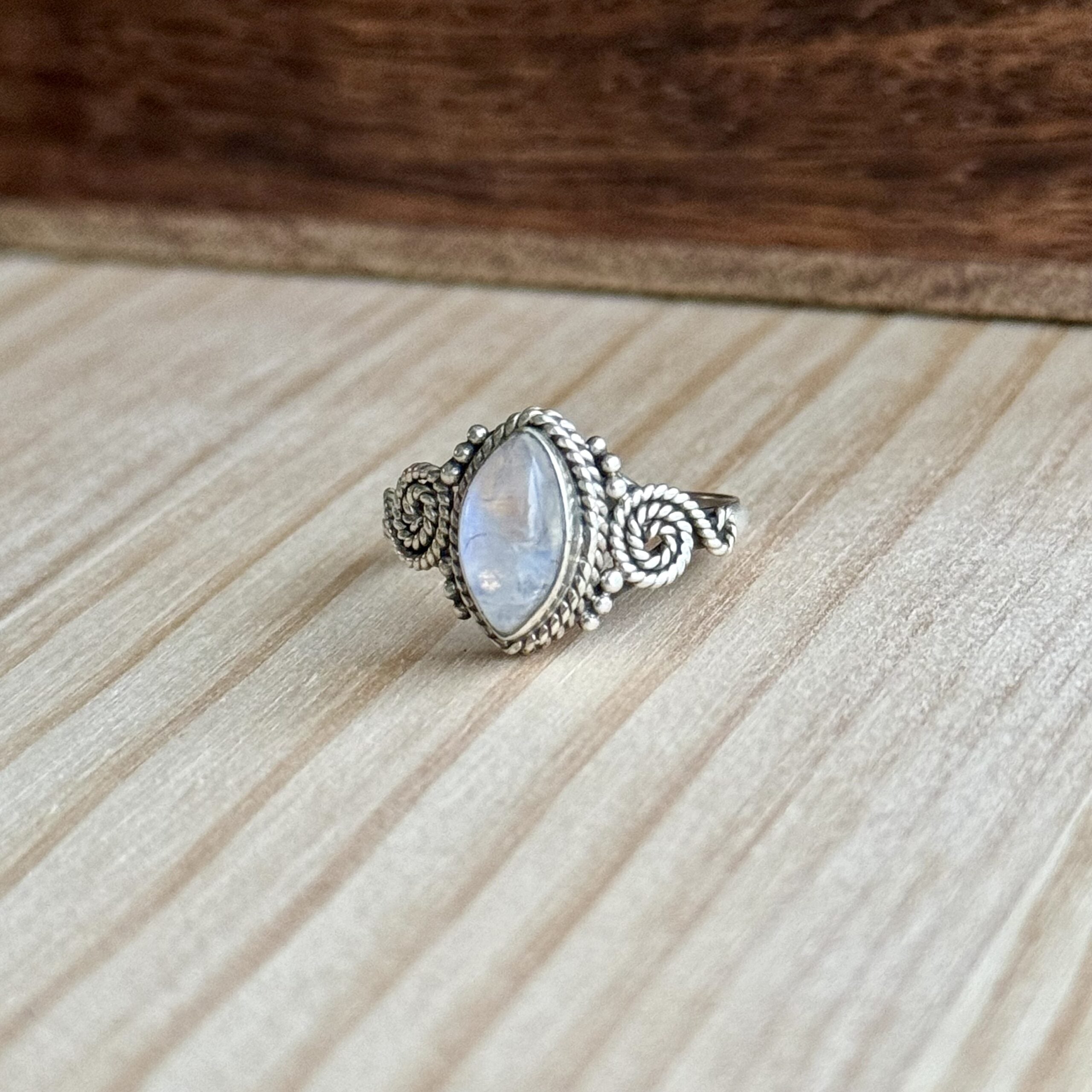 Ring | Sterling zilver & maansteen | maat 16,75 image 2