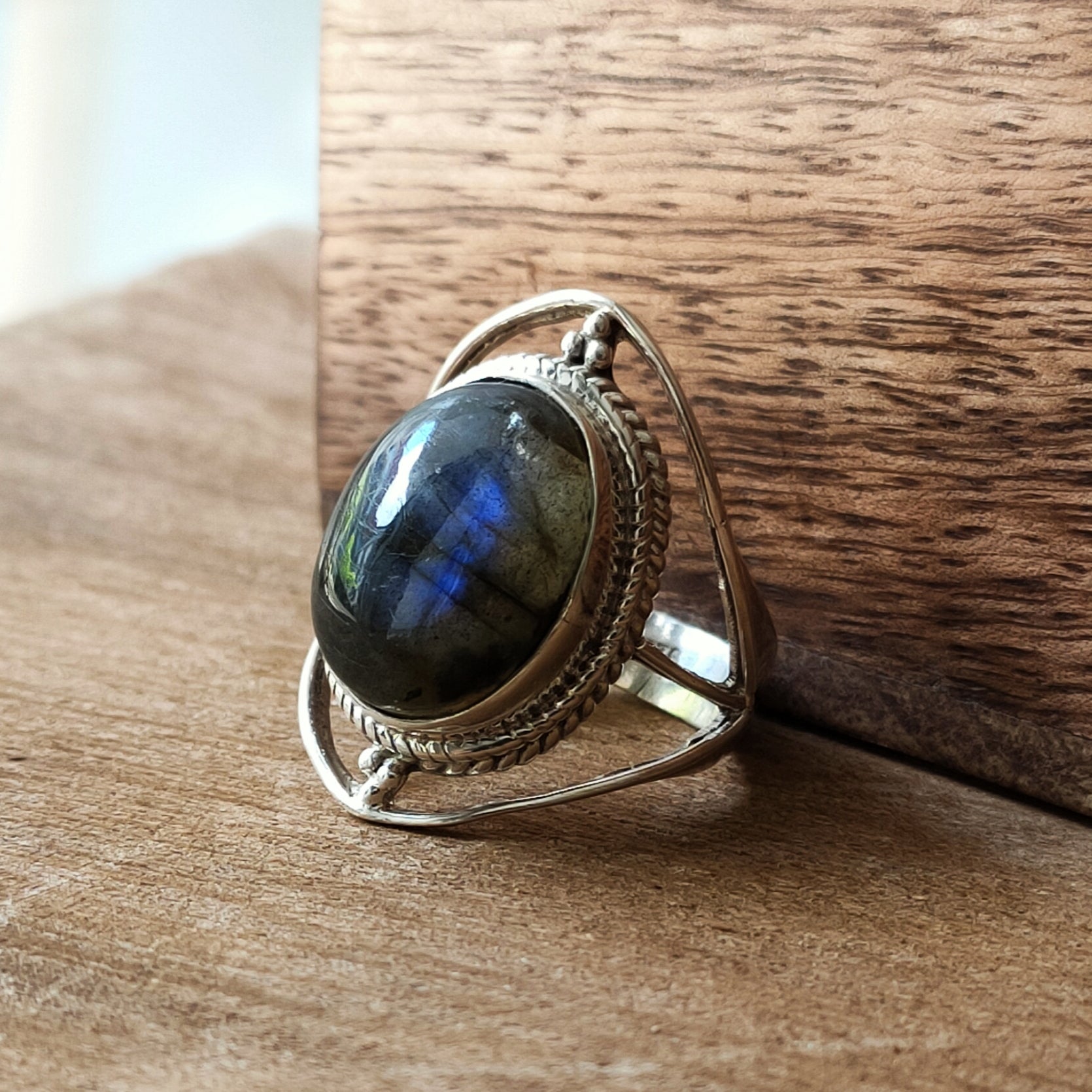 Ring Sundar | Sterling zilver & labradoriet | maat 18,25 image 0