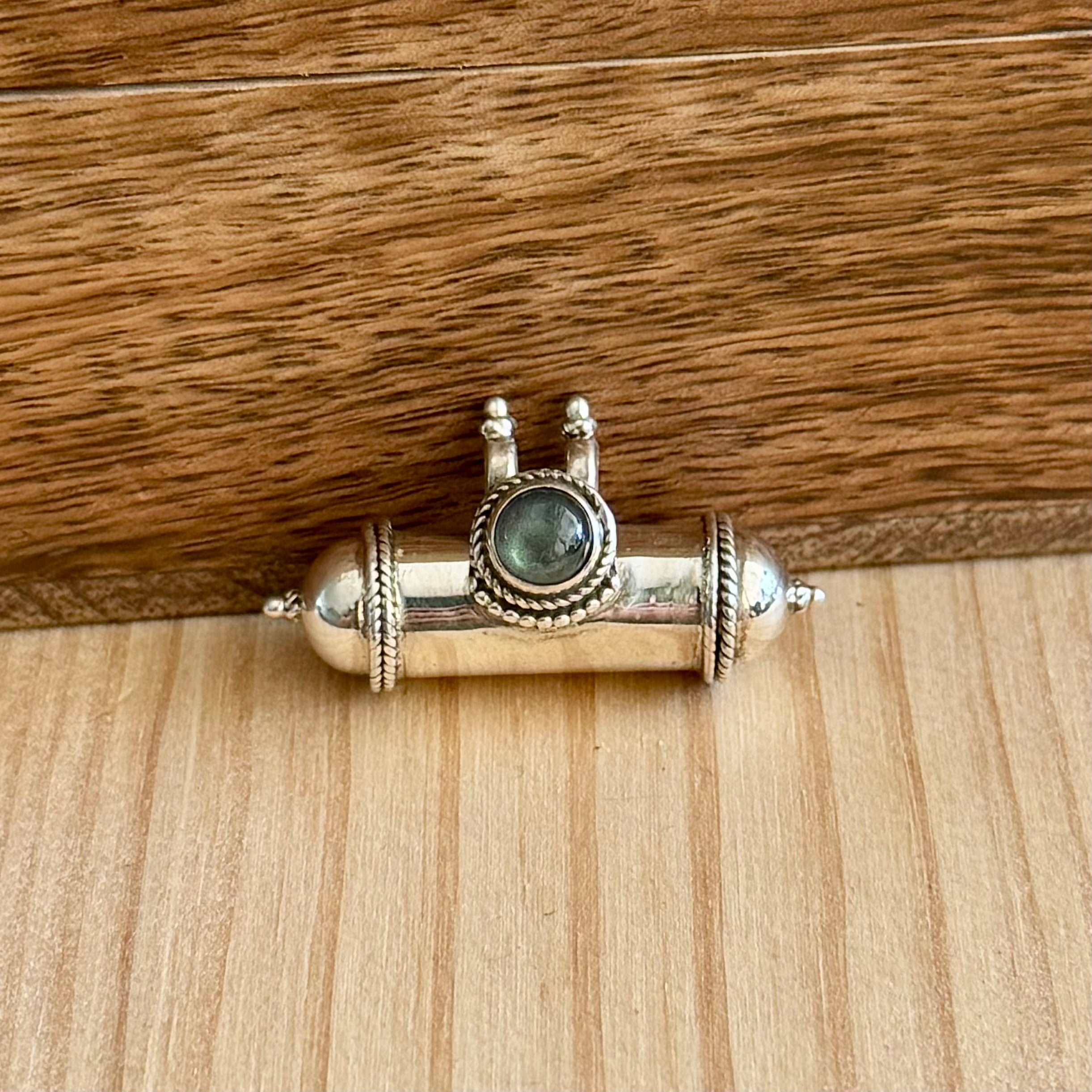 Prayer box | Sterling zilver & labradoriet image 2