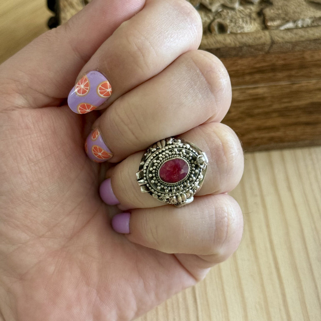 Poison box ring | Sterling zilver & robijn | maat 18,25 image 2