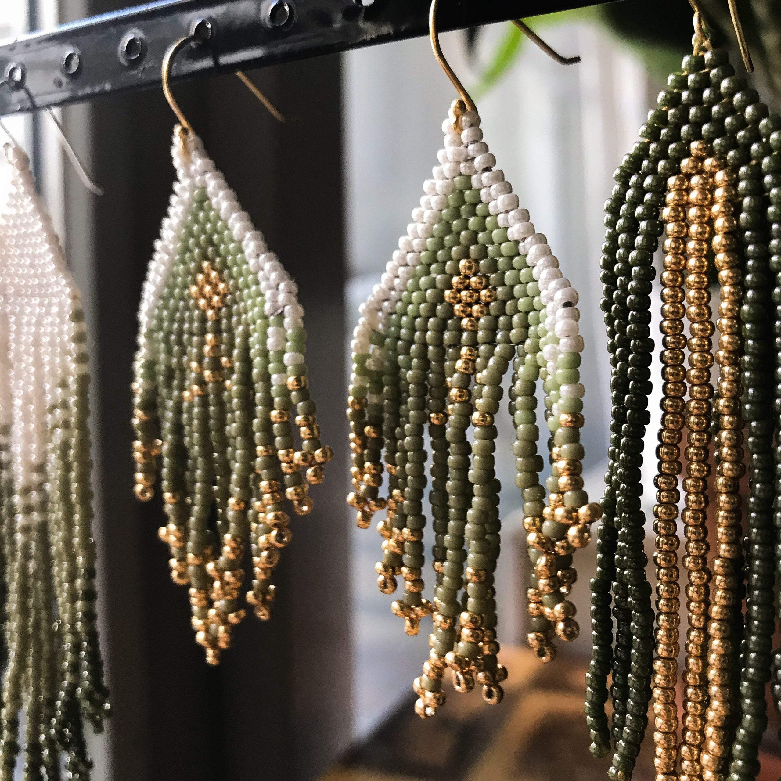 Oorbellen Tenjin | Handbeaded | BY AIS image 4