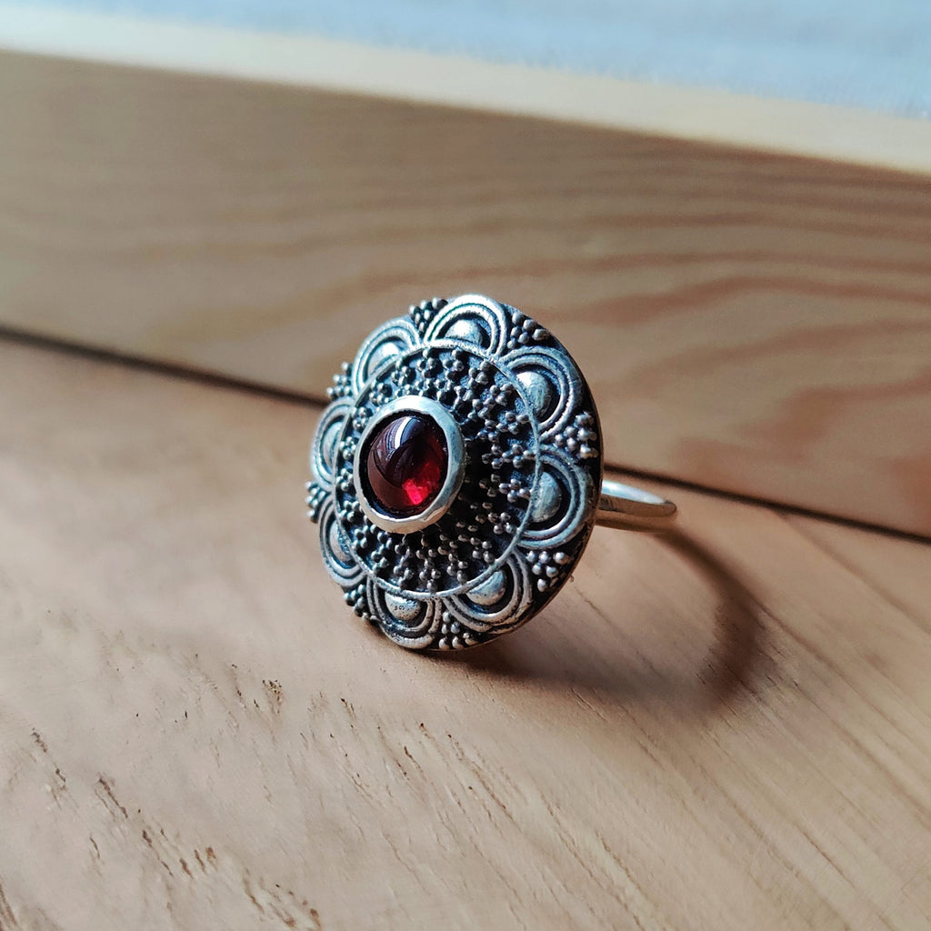 Ring | Sterling zilver & granaat | maat 17,25 image 1