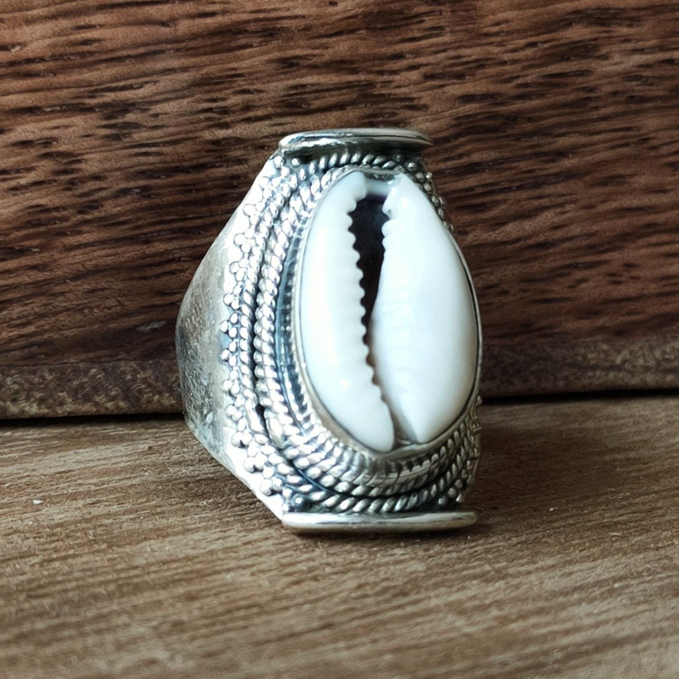 Ring | Sterling zilver & cowrie schelp image 1