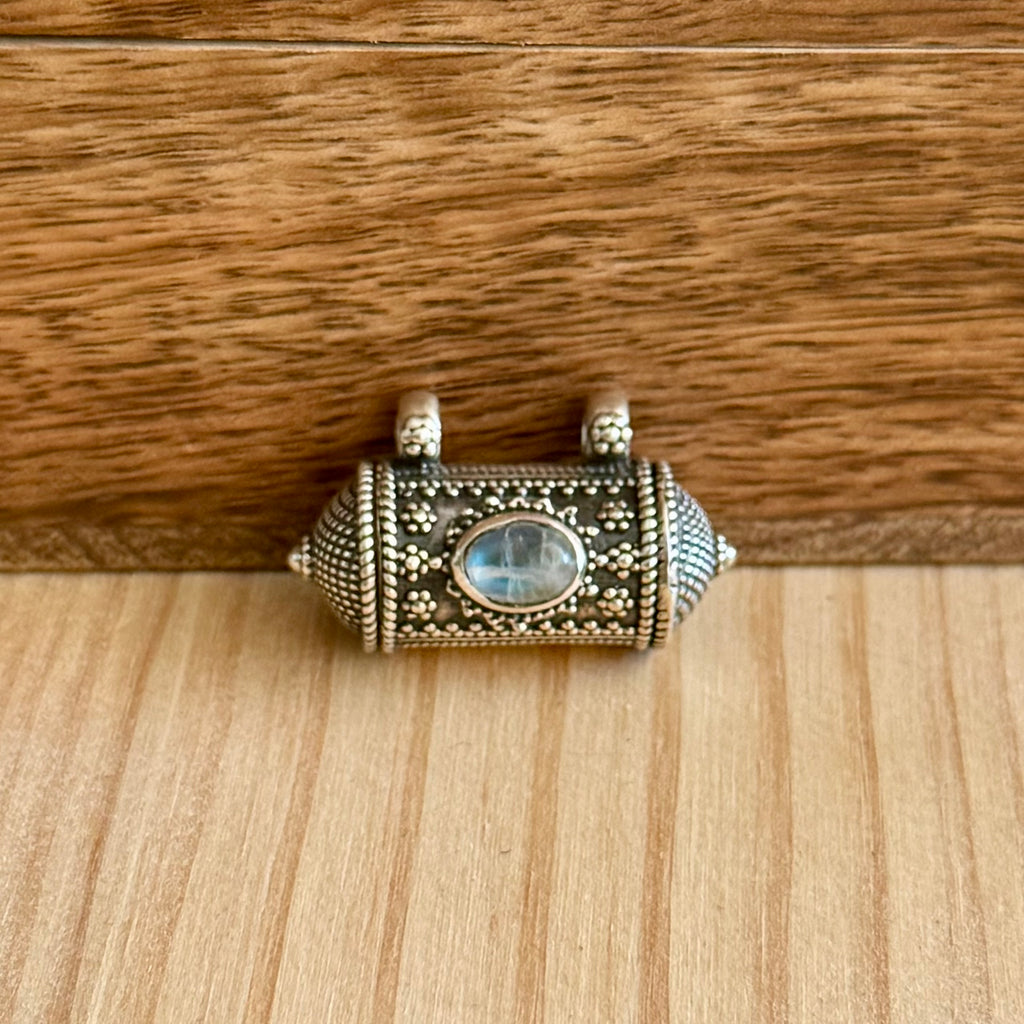Prayer box Nawa | Sterling zilver & maansteen image 1
