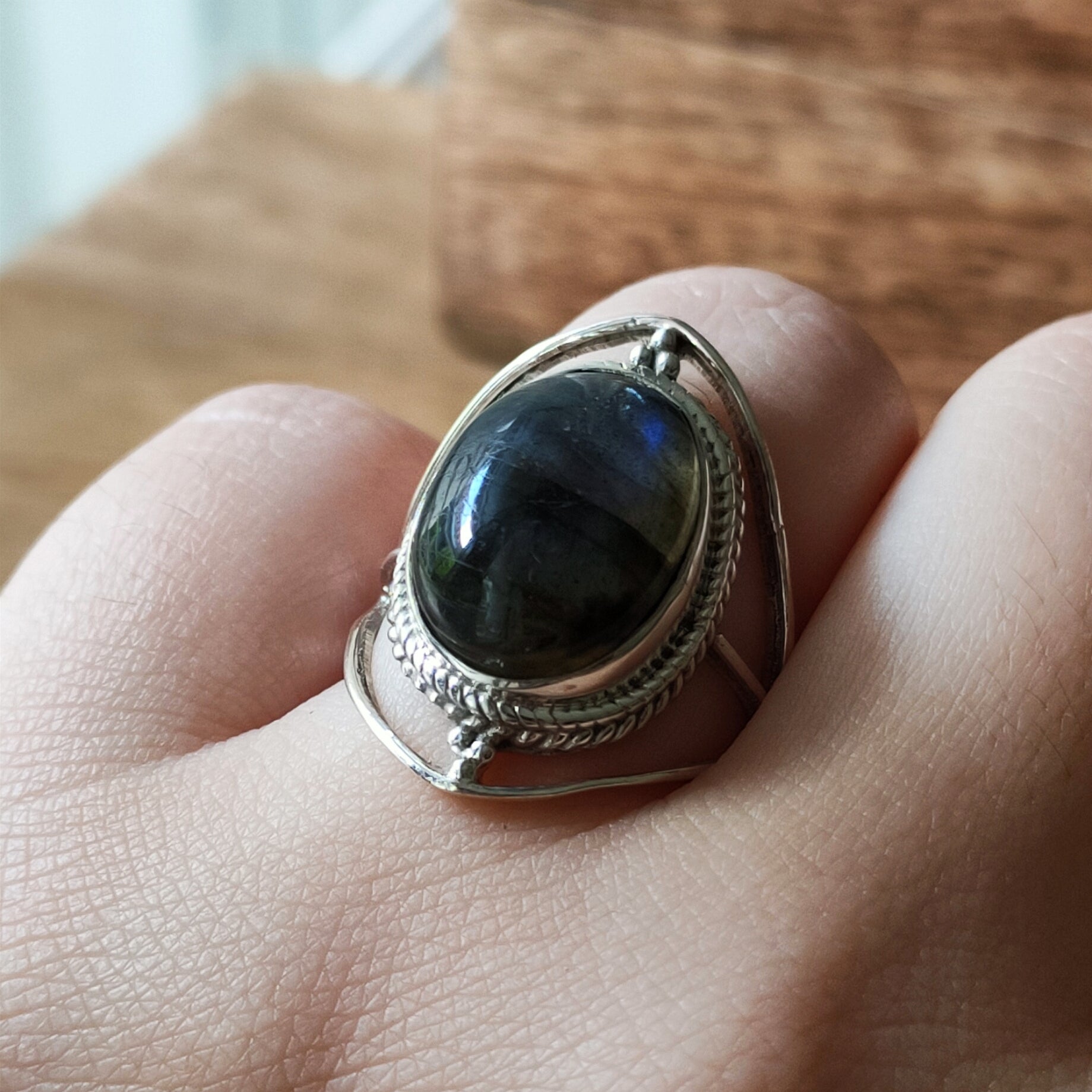 Ring Sundar | Sterling zilver & labradoriet | maat 18,25 image 4