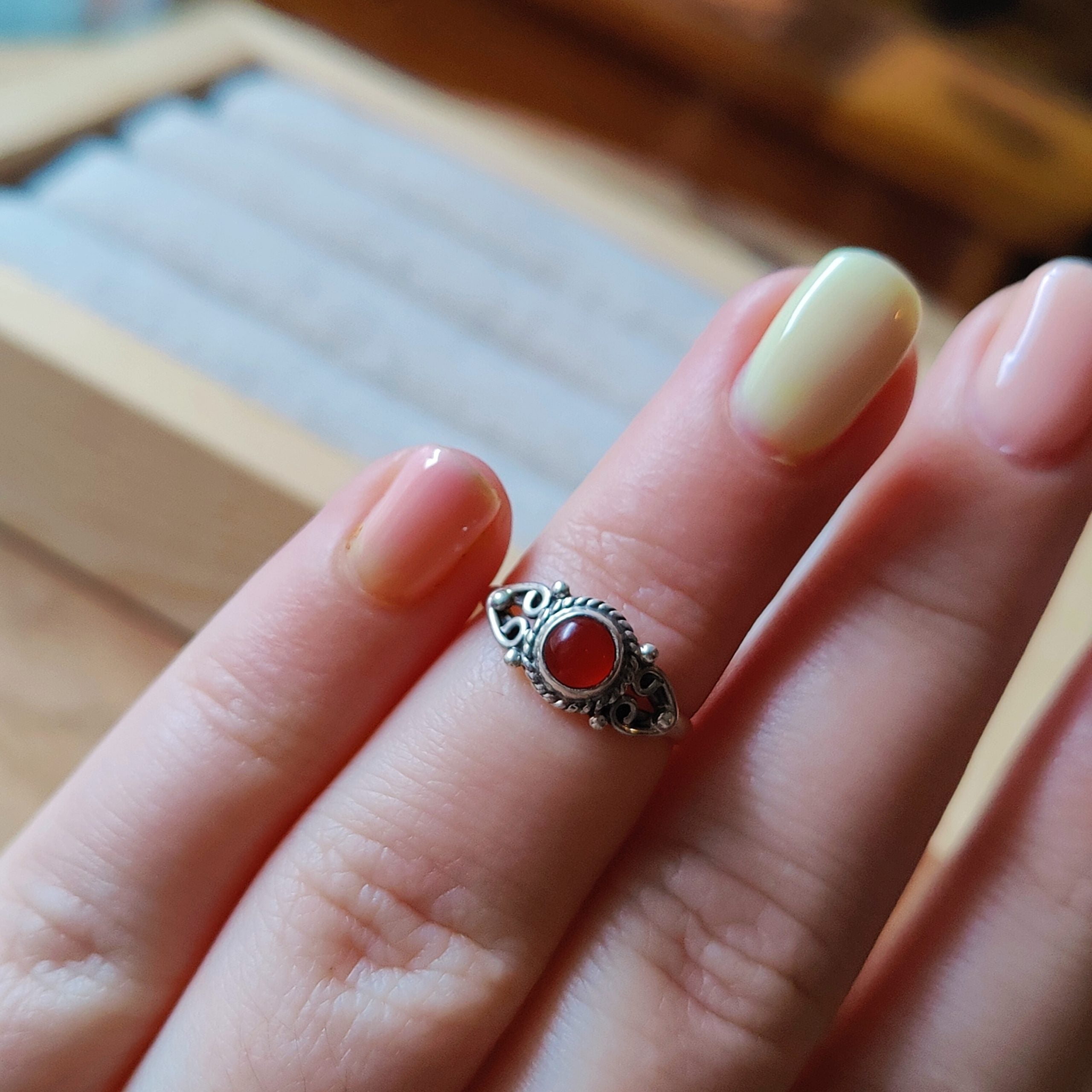 Ring | Sterling zilver & carneool | maat 15,75 image 2