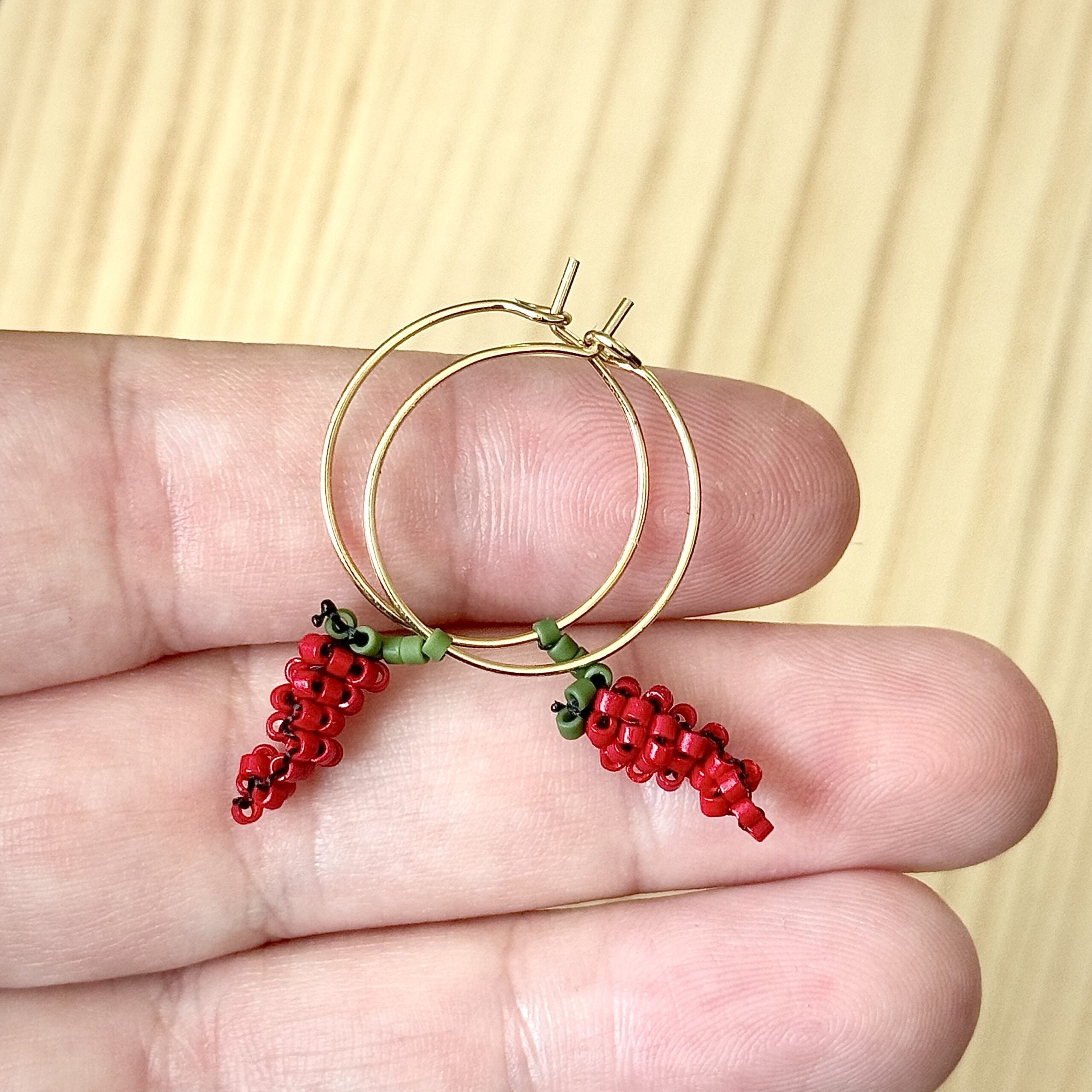 Oorbellen Chili | 18K verguld & Handbeaded | BY AIS image 0