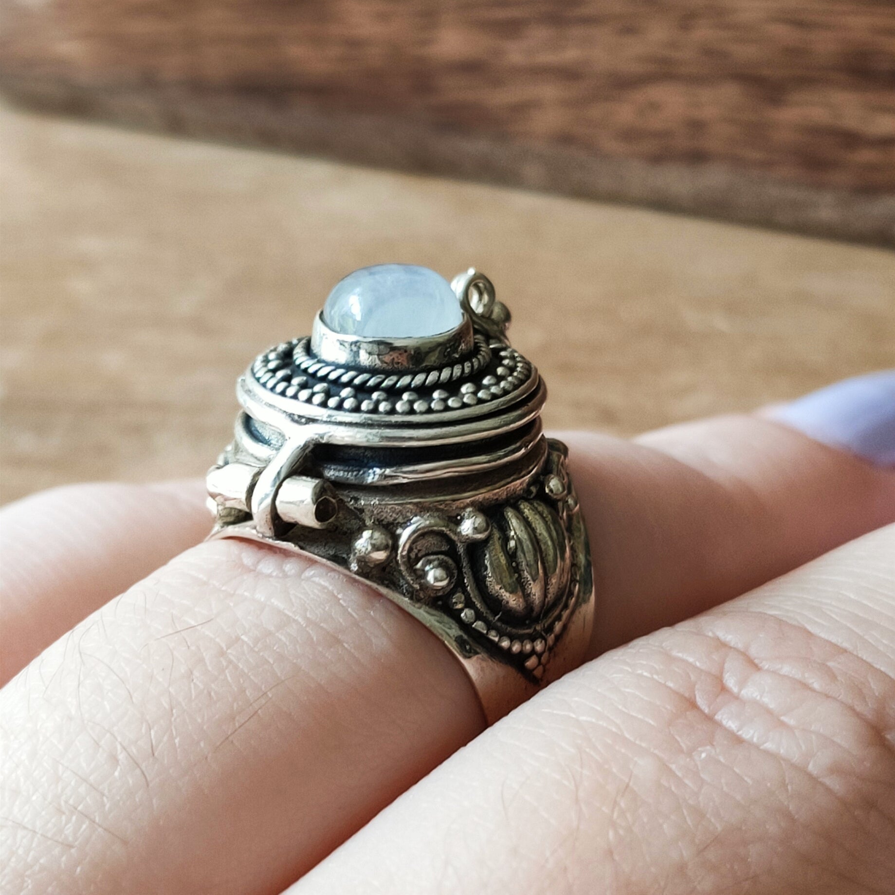 Poison box ring | Sterling zilver & maansteen image 4